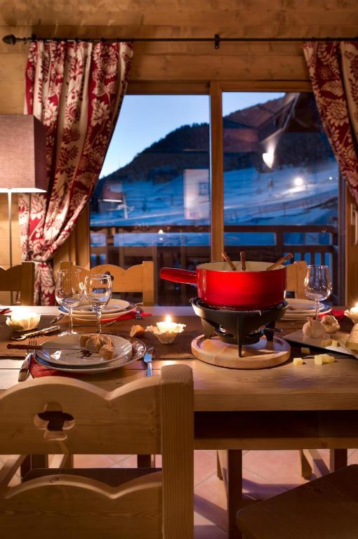 Cgh Residences & Spas Le Chalet Des Dolines Montgenèvre Cameră foto