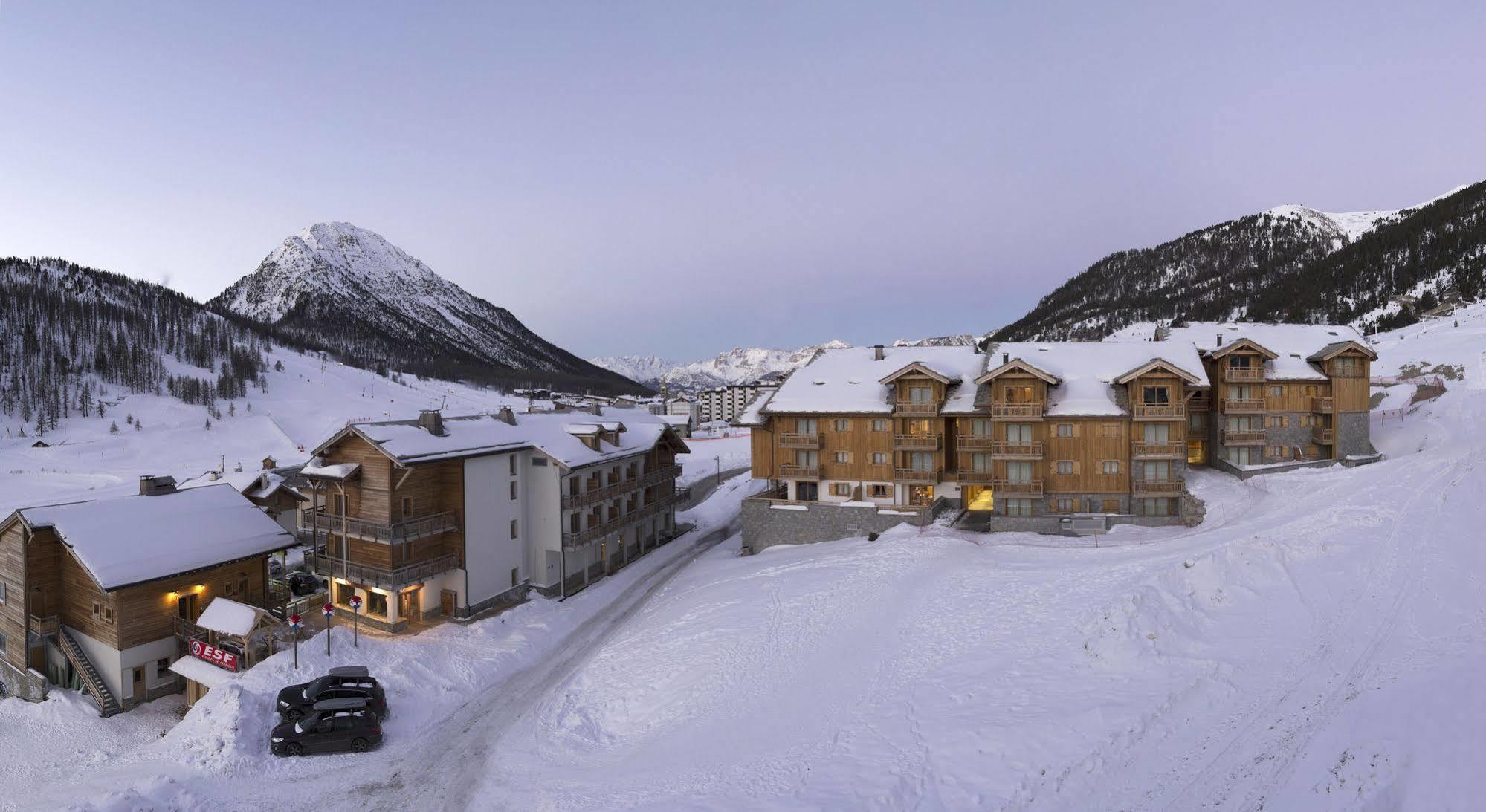 Cgh Residences & Spas Le Chalet Des Dolines Montgenèvre Exterior foto